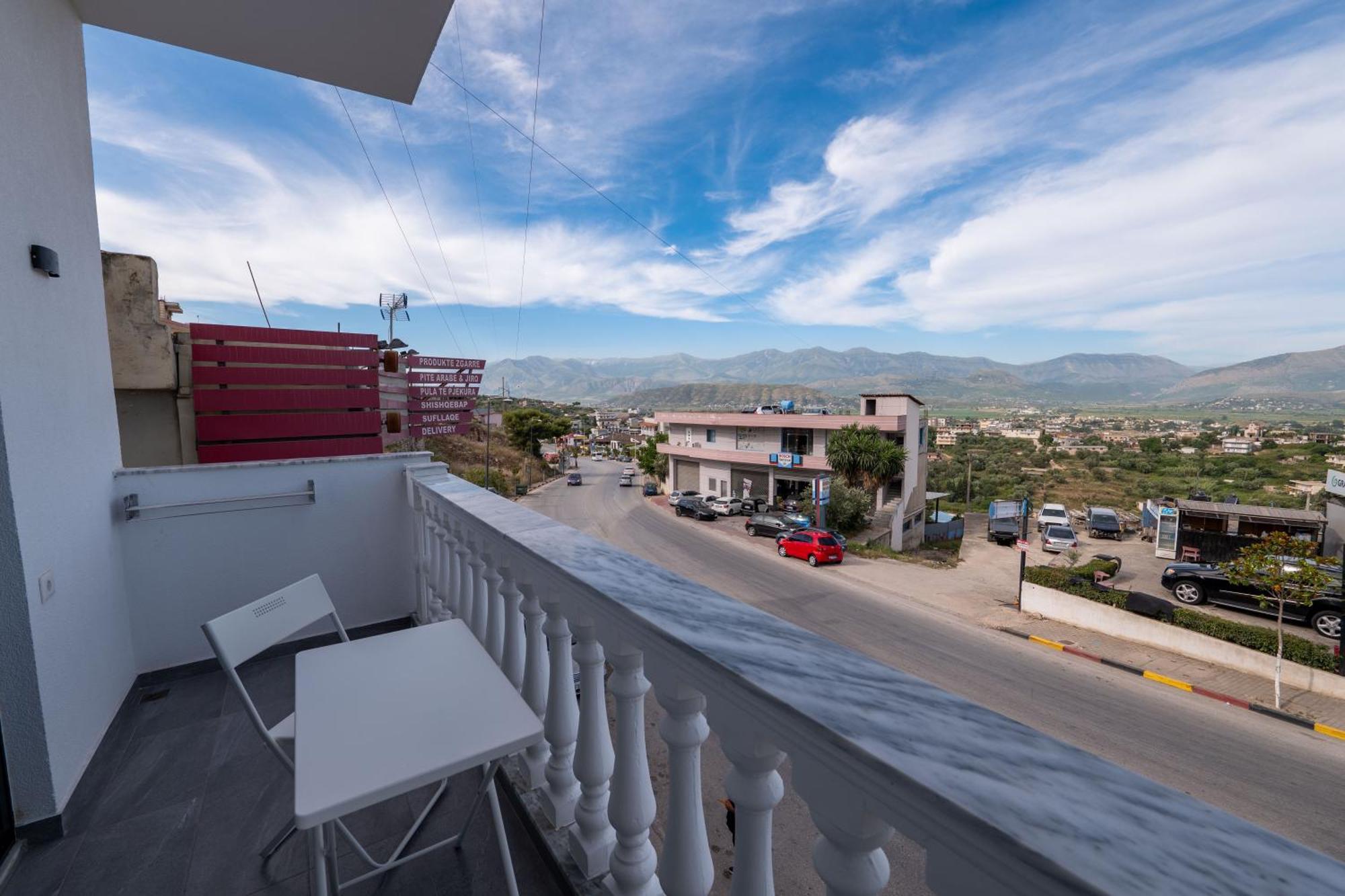 Flori Apartment Sarandë