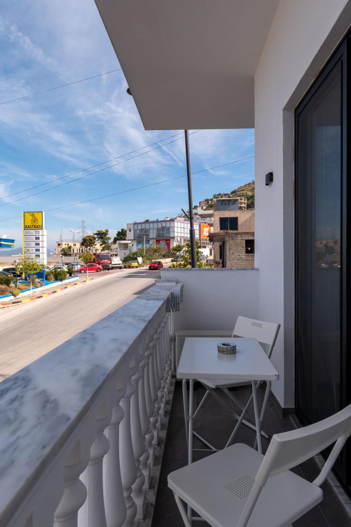 Apartament Flori *